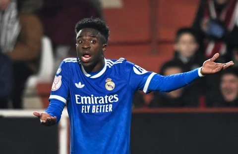 Real Madrid rao bán 4 cầu thủ