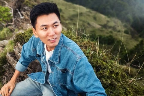 Khoai Lang Thang bị công kích