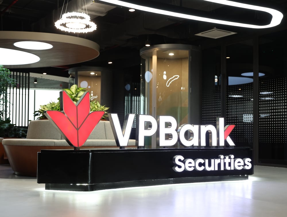 VPBankS 'buôn tiền' lớn hơn cả một ngân hàng cỡ nhỏ