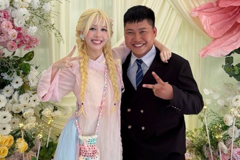 Hậu Hoàng dự đám cưới Mũi trưởng Long