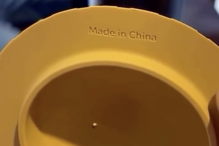 Tranh cãi ly nón lá 'Made in China' của Highlands Coffee