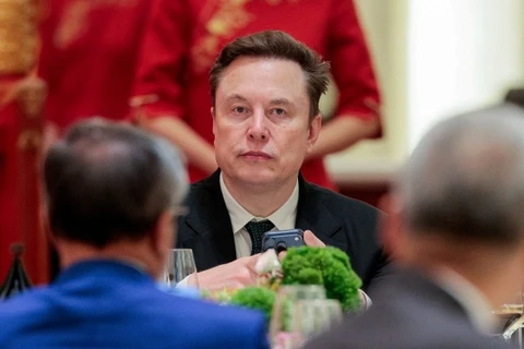 Người Trung Quốc 'vừa giận, vừa yêu' Elon Musk
