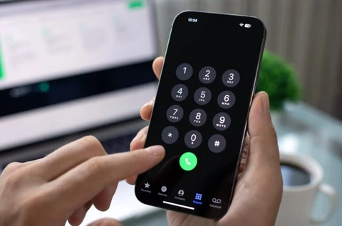 Nguy cơ lộ số điện thoại qua ChatGPT